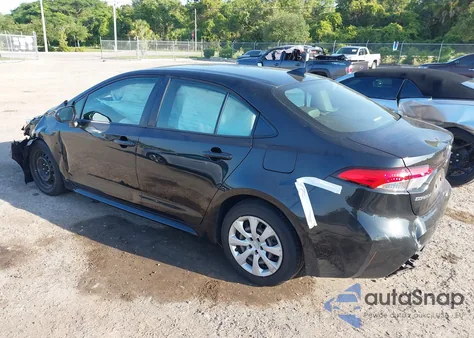 2022 Toyota Corolla Le z USA, uszkodzony, nr VIN JTDEPMAE3NJ211892